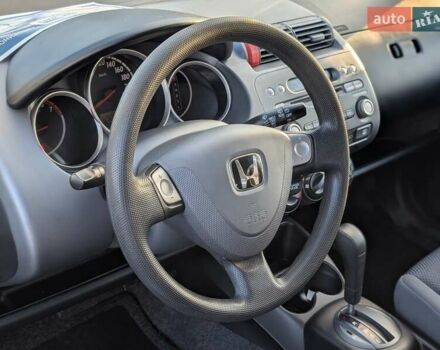 Серый Хонда Джаз, объемом двигателя 1.4 л и пробегом 125 тыс. км за 5850 $, фото 28 на Automoto.ua