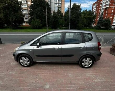 Серый Хонда Джаз, объемом двигателя 1.4 л и пробегом 193 тыс. км за 4290 $, фото 3 на Automoto.ua