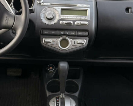 Серый Хонда Джаз, объемом двигателя 1.4 л и пробегом 173 тыс. км за 5000 $, фото 8 на Automoto.ua