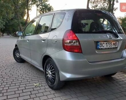 Серый Хонда Джаз, объемом двигателя 1.34 л и пробегом 213 тыс. км за 5000 $, фото 4 на Automoto.ua