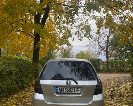 Серый Хонда Джаз, объемом двигателя 1.4 л и пробегом 225 тыс. км за 4990 $, фото 2 на Automoto.ua