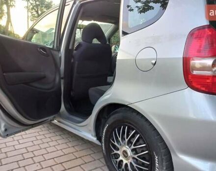 Серый Хонда Джаз, объемом двигателя 1.34 л и пробегом 213 тыс. км за 5000 $, фото 15 на Automoto.ua