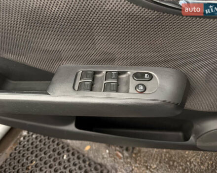 Серый Хонда Джаз, объемом двигателя 1.4 л и пробегом 173 тыс. км за 5000 $, фото 15 на Automoto.ua