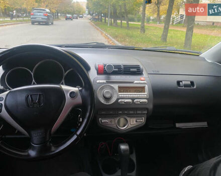 Серый Хонда Джаз, объемом двигателя 1.4 л и пробегом 225 тыс. км за 4990 $, фото 9 на Automoto.ua