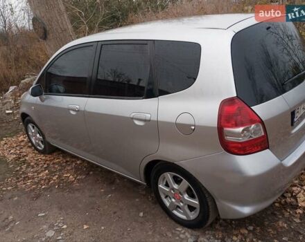 Сірий Хонда Джаз, об'ємом двигуна 1.3 л та пробігом 235 тис. км за 4800 $, фото 7 на Automoto.ua