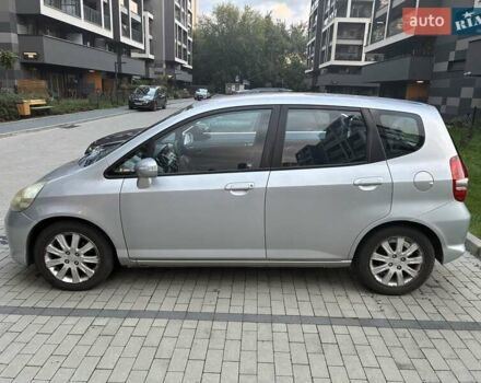 Серый Хонда Джаз, объемом двигателя 1.34 л и пробегом 213 тыс. км за 4790 $, фото 1 на Automoto.ua