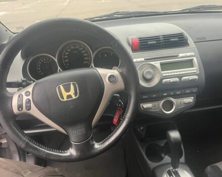 Сірий Хонда Джаз, об'ємом двигуна 1.3 л та пробігом 272 тис. км за 4800 $, фото 21 на Automoto.ua