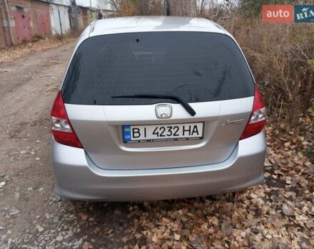 Сірий Хонда Джаз, об'ємом двигуна 1.3 л та пробігом 235 тис. км за 4800 $, фото 4 на Automoto.ua