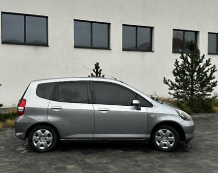 Серый Хонда Джаз, объемом двигателя 1.3 л и пробегом 240 тыс. км за 4500 $, фото 4 на Automoto.ua