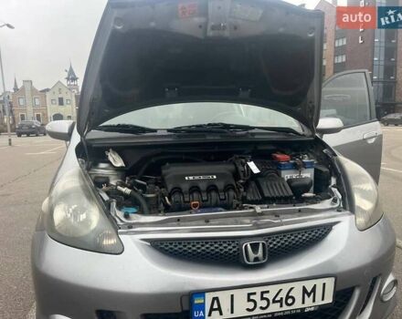Сірий Хонда Джаз, об'ємом двигуна 1.3 л та пробігом 272 тис. км за 4800 $, фото 8 на Automoto.ua