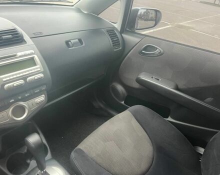 Сірий Хонда Джаз, об'ємом двигуна 1.3 л та пробігом 272 тис. км за 4800 $, фото 22 на Automoto.ua