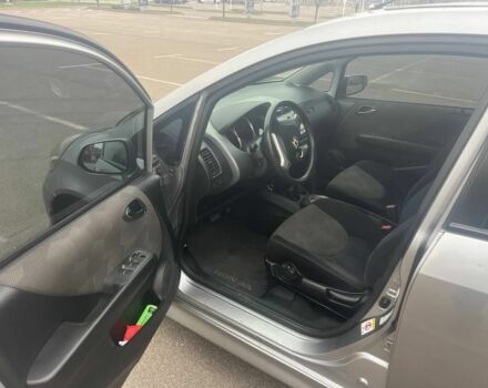 Сірий Хонда Джаз, об'ємом двигуна 1.3 л та пробігом 272 тис. км за 4800 $, фото 14 на Automoto.ua