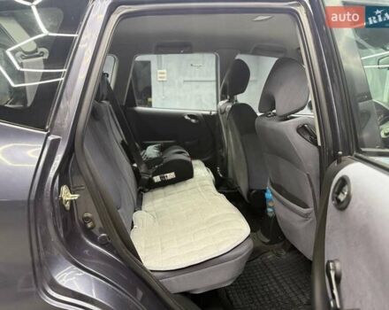 Хонда Джаз 2007 в Черновцах на Automoto.ua Серый Хонда Джаз, объемом двигателя 1.34 л и пробегом 227 тыс. км за 5800 $, фото 12 на Automoto.ua