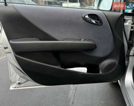 Сірий Хонда Джаз, об'ємом двигуна 0 л та пробігом 174 тис. км за 5600 $, фото 15 на Automoto.ua