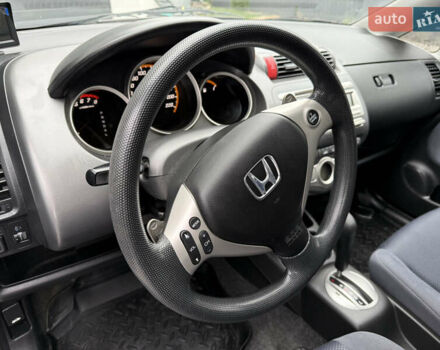 Серый Хонда Джаз, объемом двигателя 1.34 л и пробегом 123 тыс. км за 5700 $, фото 35 на Automoto.ua