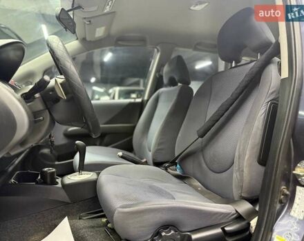 Хонда Джаз 2007 в Черновцах на Automoto.ua Серый Хонда Джаз, объемом двигателя 1.34 л и пробегом 227 тыс. км за 5800 $, фото 20 на Automoto.ua