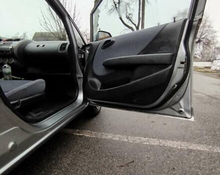 Сірий Хонда Джаз, об'ємом двигуна 1.25 л та пробігом 269 тис. км за 4100 $, фото 11 на Automoto.ua