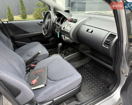 Серый Хонда Джаз, объемом двигателя 1.34 л и пробегом 123 тыс. км за 5700 $, фото 27 на Automoto.ua