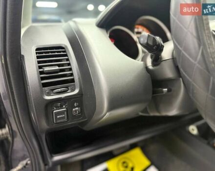 Хонда Джаз 2007 в Черновцах на Automoto.ua Серый Хонда Джаз, объемом двигателя 1.34 л и пробегом 227 тыс. км за 5800 $, фото 18 на Automoto.ua