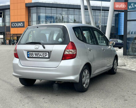 Серый Хонда Джаз, объемом двигателя 1.34 л и пробегом 218 тыс. км за 3990 $, фото 3 на Automoto.ua