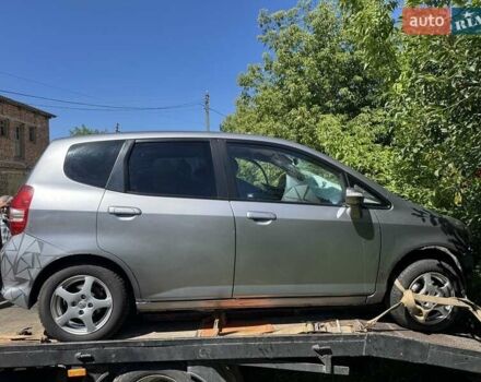 Хонда Джаз 2007 в Волочиске на Automoto.ua Серый Хонда Джаз, объемом двигателя 1.3 л и пробегом 273 тыс. км за 1500 $, фото 6 на Automoto.ua