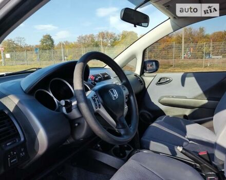 Серый Хонда Джаз, объемом двигателя 1.3 л и пробегом 215 тыс. км за 5590 $, фото 21 на Automoto.ua