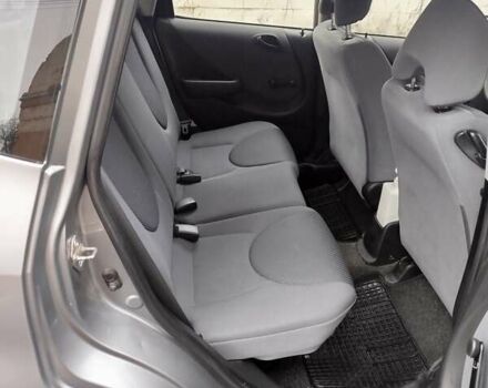Сірий Хонда Джаз, об'ємом двигуна 1.25 л та пробігом 269 тис. км за 4100 $, фото 24 на Automoto.ua