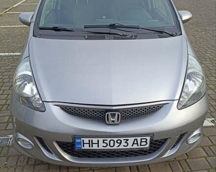 Серый Хонда Джаз, объемом двигателя 1.34 л и пробегом 240 тыс. км за 5400 $, фото 3 на Automoto.ua