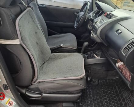 Серый Хонда Джаз, объемом двигателя 1.3 л и пробегом 208 тыс. км за 4000 $, фото 6 на Automoto.ua