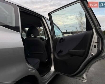 Сірий Хонда Джаз, об'ємом двигуна 0 л та пробігом 174 тис. км за 5600 $, фото 34 на Automoto.ua