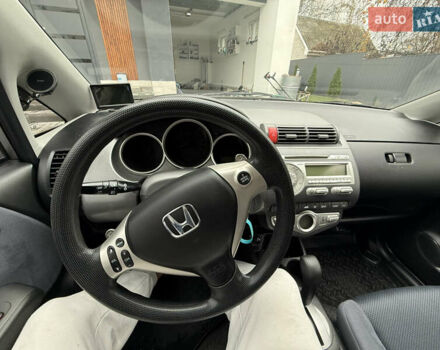 Серый Хонда Джаз, объемом двигателя 1.34 л и пробегом 123 тыс. км за 5700 $, фото 19 на Automoto.ua