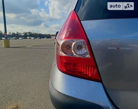 Серый Хонда Джаз, объемом двигателя 1.3 л и пробегом 215 тыс. км за 5590 $, фото 2 на Automoto.ua