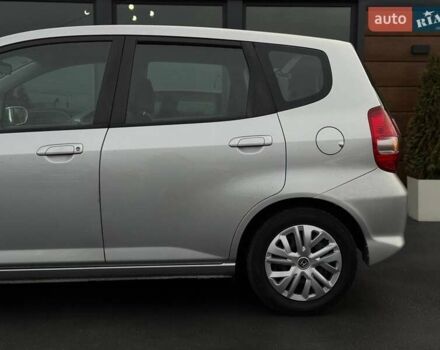 Сірий Хонда Джаз, об'ємом двигуна 0 л та пробігом 174 тис. км за 5600 $, фото 5 на Automoto.ua