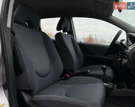 Сірий Хонда Джаз, об'ємом двигуна 0 л та пробігом 174 тис. км за 5600 $, фото 41 на Automoto.ua