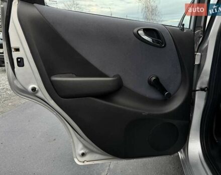 Сірий Хонда Джаз, об'ємом двигуна 0 л та пробігом 174 тис. км за 5600 $, фото 31 на Automoto.ua