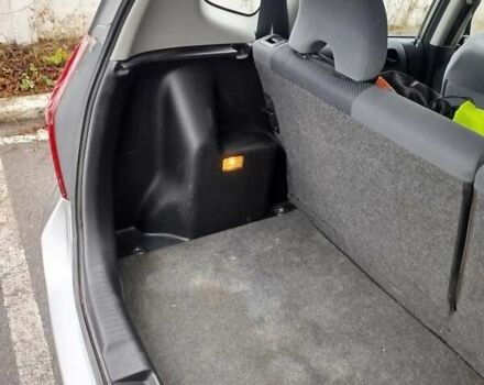 Сірий Хонда Джаз, об'ємом двигуна 1.25 л та пробігом 269 тис. км за 4100 $, фото 25 на Automoto.ua