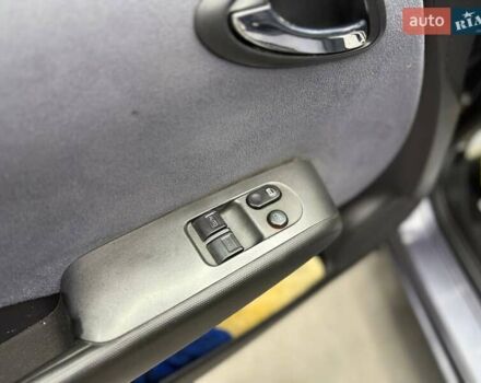 Хонда Джаз 2007 в Черновцах на Automoto.ua Серый Хонда Джаз, объемом двигателя 1.34 л и пробегом 227 тыс. км за 5800 $, фото 19 на Automoto.ua