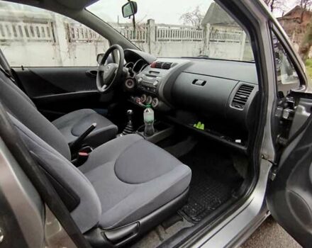 Сірий Хонда Джаз, об'ємом двигуна 1.25 л та пробігом 269 тис. км за 4100 $, фото 14 на Automoto.ua