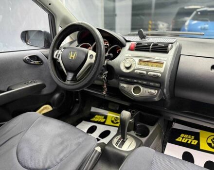 Хонда Джаз 2007 в Черновцах на Automoto.ua Серый Хонда Джаз, объемом двигателя 1.4 л и пробегом 227 тыс. км за 5800 $, фото 6 на Automoto.ua