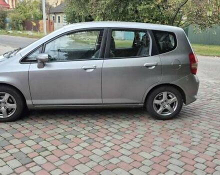 Серый Хонда Джаз, объемом двигателя 1.3 л и пробегом 150 тыс. км за 4400 $, фото 4 на Automoto.ua