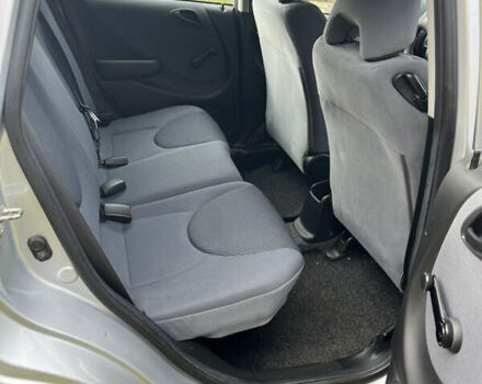 Серый Хонда Джаз, объемом двигателя 1.25 л и пробегом 195 тыс. км за 6500 $, фото 5 на Automoto.ua