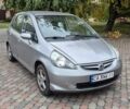Серый Хонда Джаз, объемом двигателя 1.3 л и пробегом 150 тыс. км за 4400 $, фото 1 на Automoto.ua