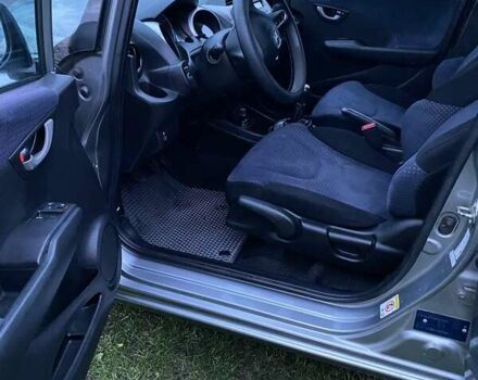 Серый Хонда Джаз, объемом двигателя 1.2 л и пробегом 230 тыс. км за 4999 $, фото 12 на Automoto.ua