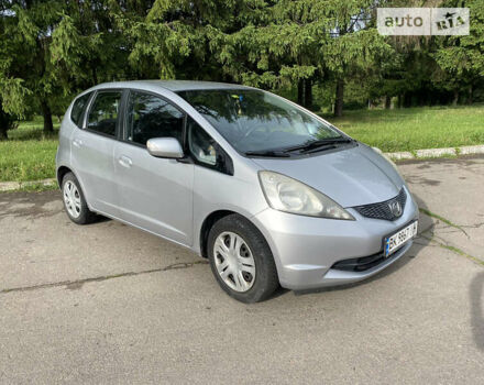 Серый Хонда Джаз, объемом двигателя 1.4 л и пробегом 250 тыс. км за 6300 $, фото 1 на Automoto.ua