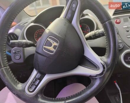 Сірий Хонда Джаз, об'ємом двигуна 1.34 л та пробігом 244 тис. км за 7500 $, фото 2 на Automoto.ua