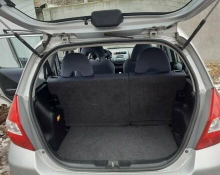 Серый Хонда Джаз, объемом двигателя 1.4 л и пробегом 128 тыс. км за 4200 $, фото 4 на Automoto.ua