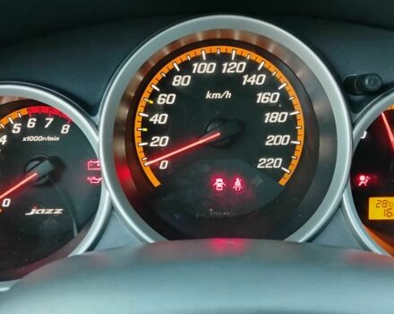 Сірий Хонда Джаз, об'ємом двигуна 1.3 л та пробігом 163 тис. км за 4950 $, фото 14 на Automoto.ua