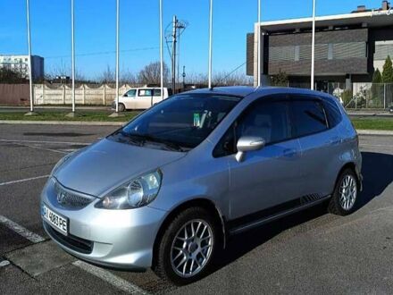 Сірий Хонда Джаз, об'ємом двигуна 1.34 л та пробігом 190 тис. км за 5200 $, фото 1 на Automoto.ua