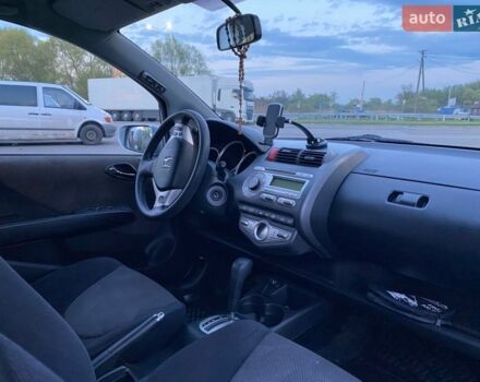 Серый Хонда Джаз, объемом двигателя 1.34 л и пробегом 213 тыс. км за 4000 $, фото 1 на Automoto.ua