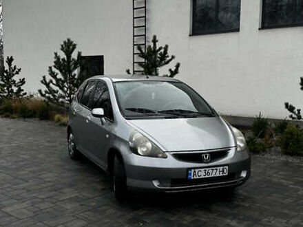 Серый Хонда Джаз, объемом двигателя 1.3 л и пробегом 240 тыс. км за 4500 $, фото 1 на Automoto.ua